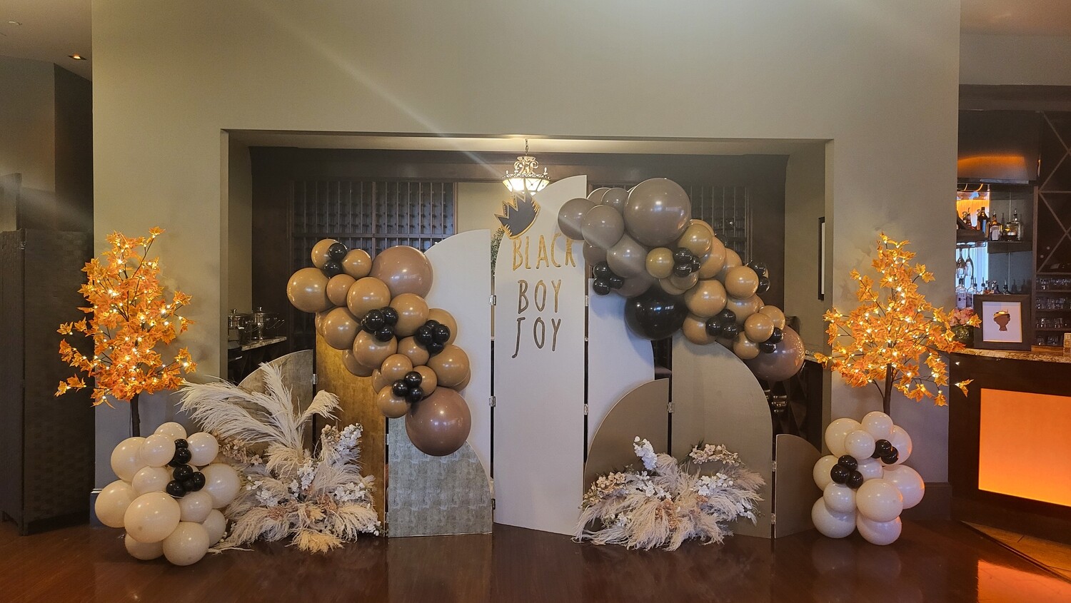 3 Piece 3 Panel Arched Backdrop RENTAL w/Balloon Garland - Full