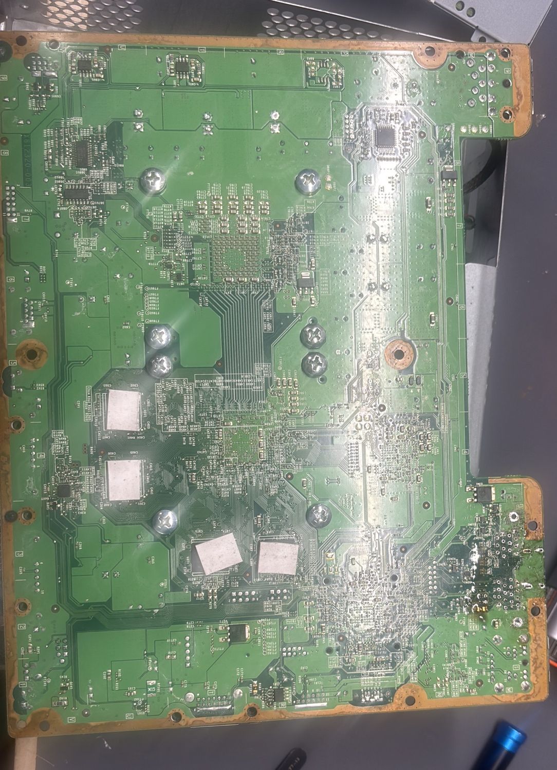 Xbox 360 broken as is 3307