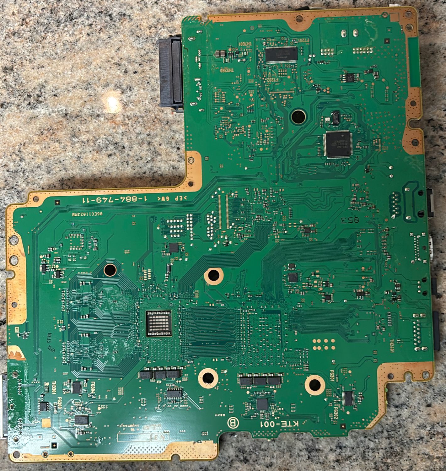 Sony PS3 Slim CECH-3001A KTE-001 OEM Motherboard 1-884-749-11