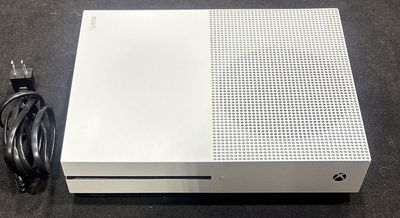XBox One S 1TB 462448