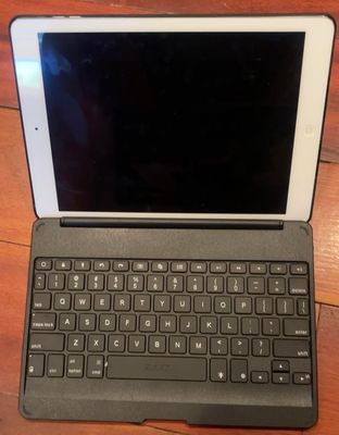 Apple iPad Air 1st Gen A1474 Activation Locked!