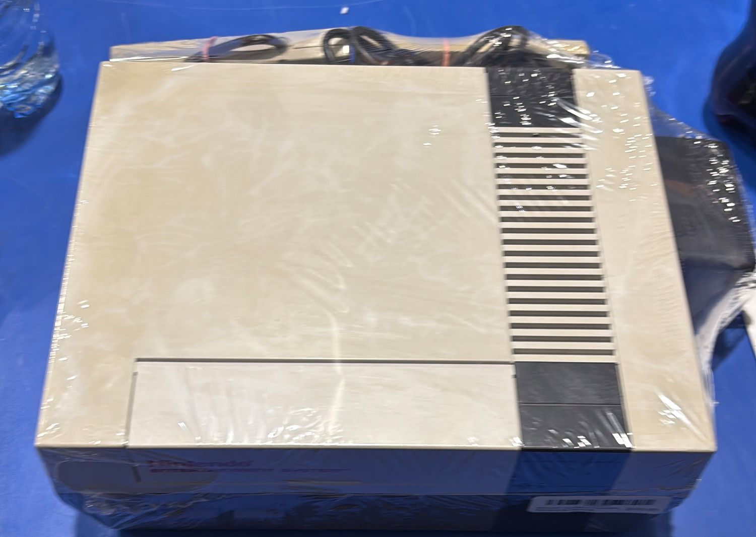 NES-001 ConSole 2 Complete Yellowed No Warranty