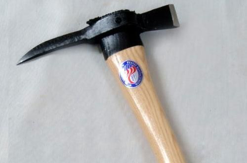 Katahdin Pickeroon with Brush Cutter