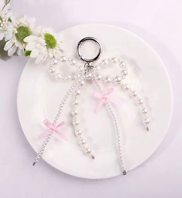 Pearl-la-la Bow Charm