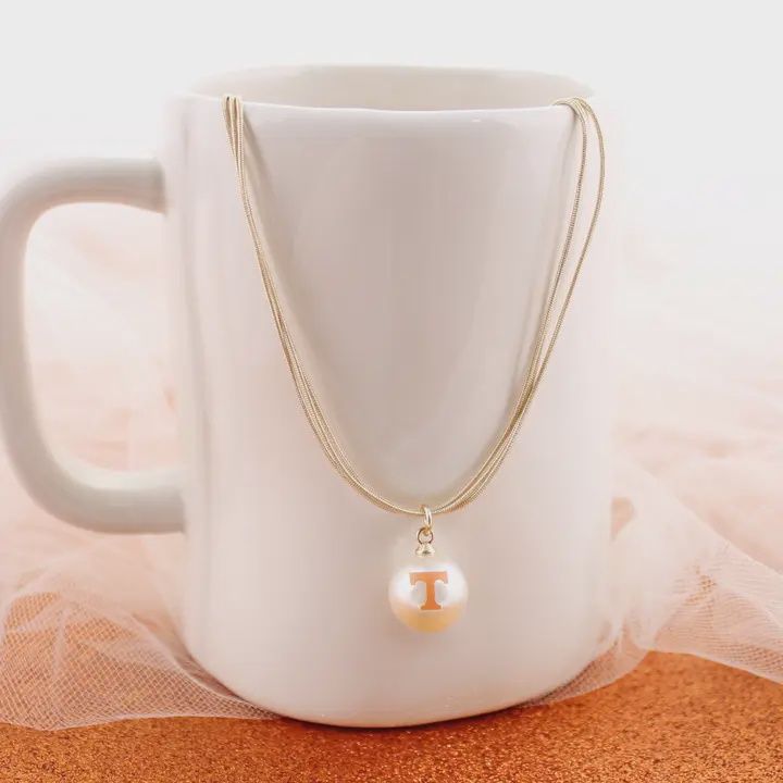 18” Tennessee Gold &amp; Pearl Logo 3-Strand Necklace
