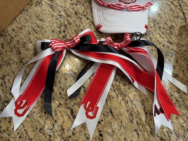 College Boot Bows