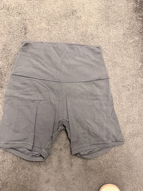 Luluemon Align High-Rise Short 4" - Black - Size 4