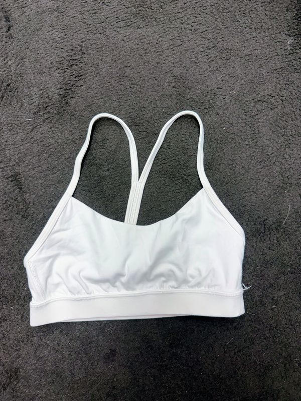 Lululemon Flow Y Bra - White - Size 2