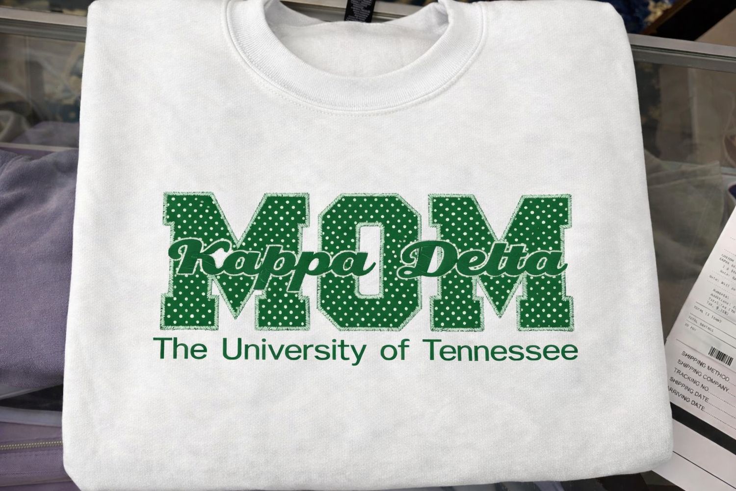 Kappa Delta MOM appliqué Sweatshirt, Colour: White, Size: S, Style: Crew Neck