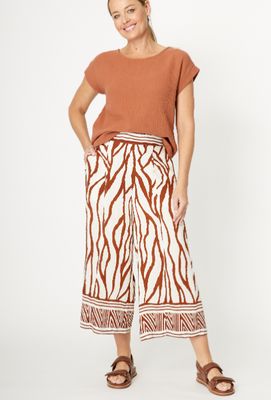 Border 3/4 Pants