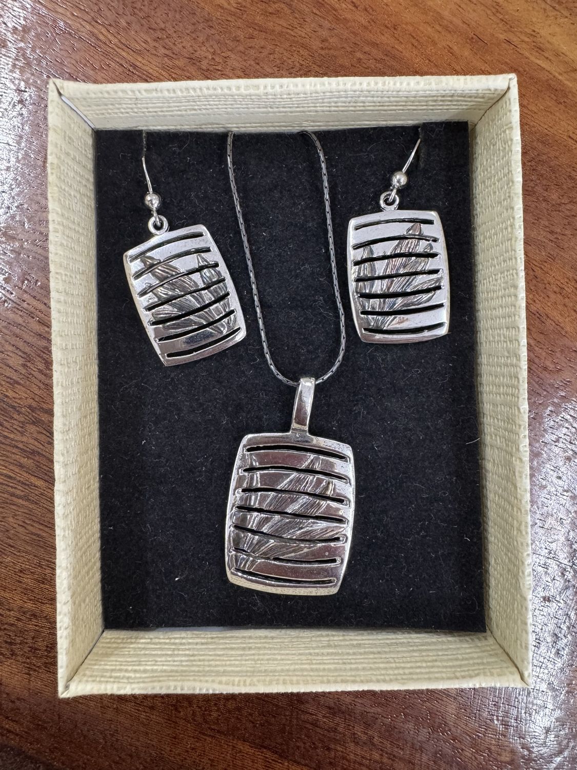 Earings and Necklace Set