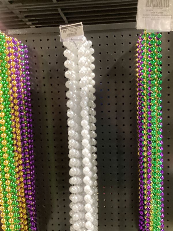 60&quot; 20mm Round Pearl White Mardi Gras Beads - Dozen single