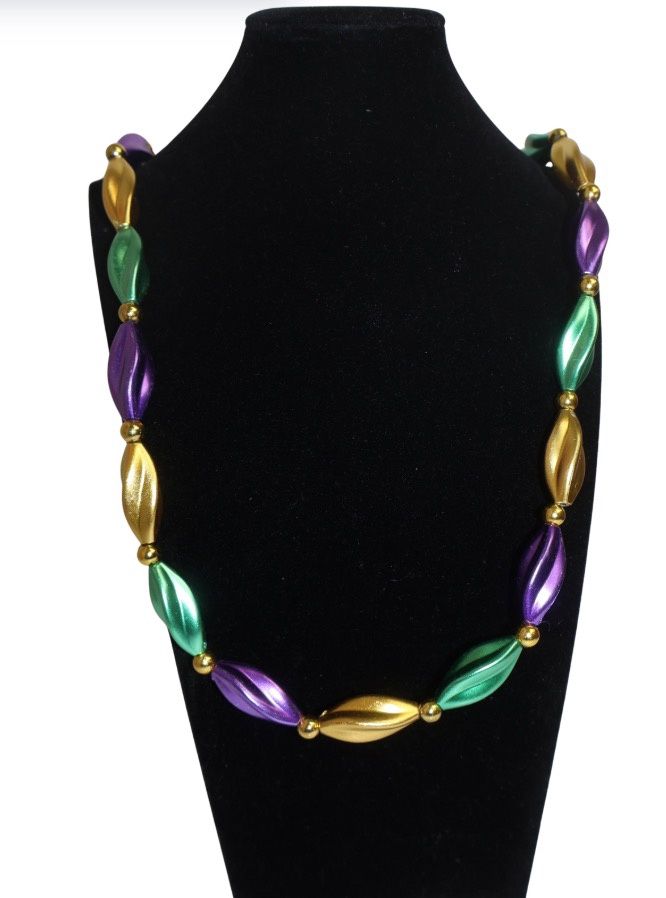 38" PGG SWIRL BEADS 6PC