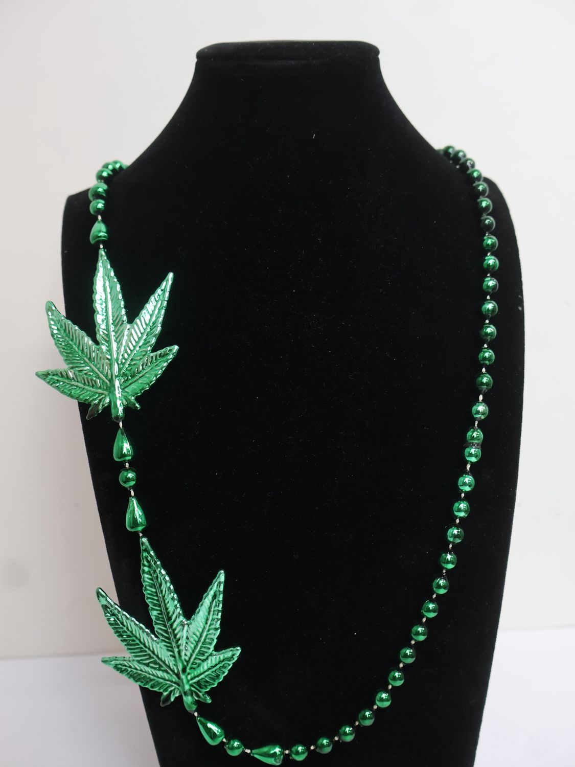 42" Metallic Green Mystery Leaf Bead single