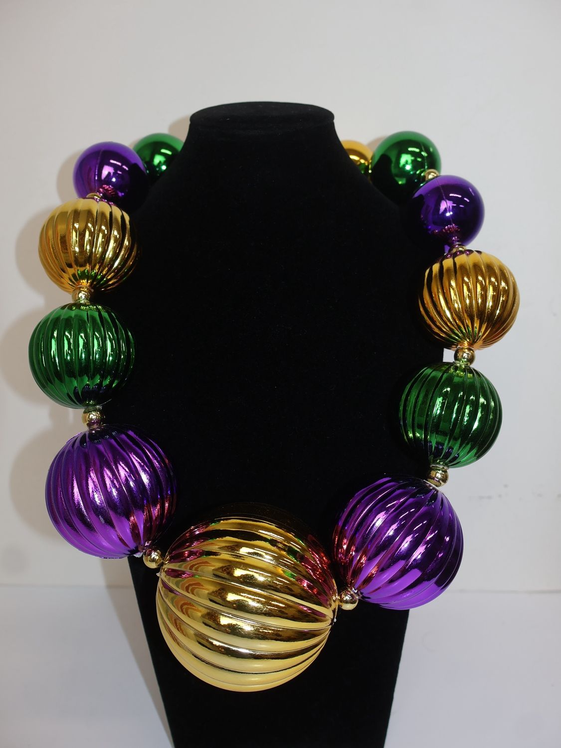 48" Purple, Green and Gold Graduated Balls Necklace (Each)