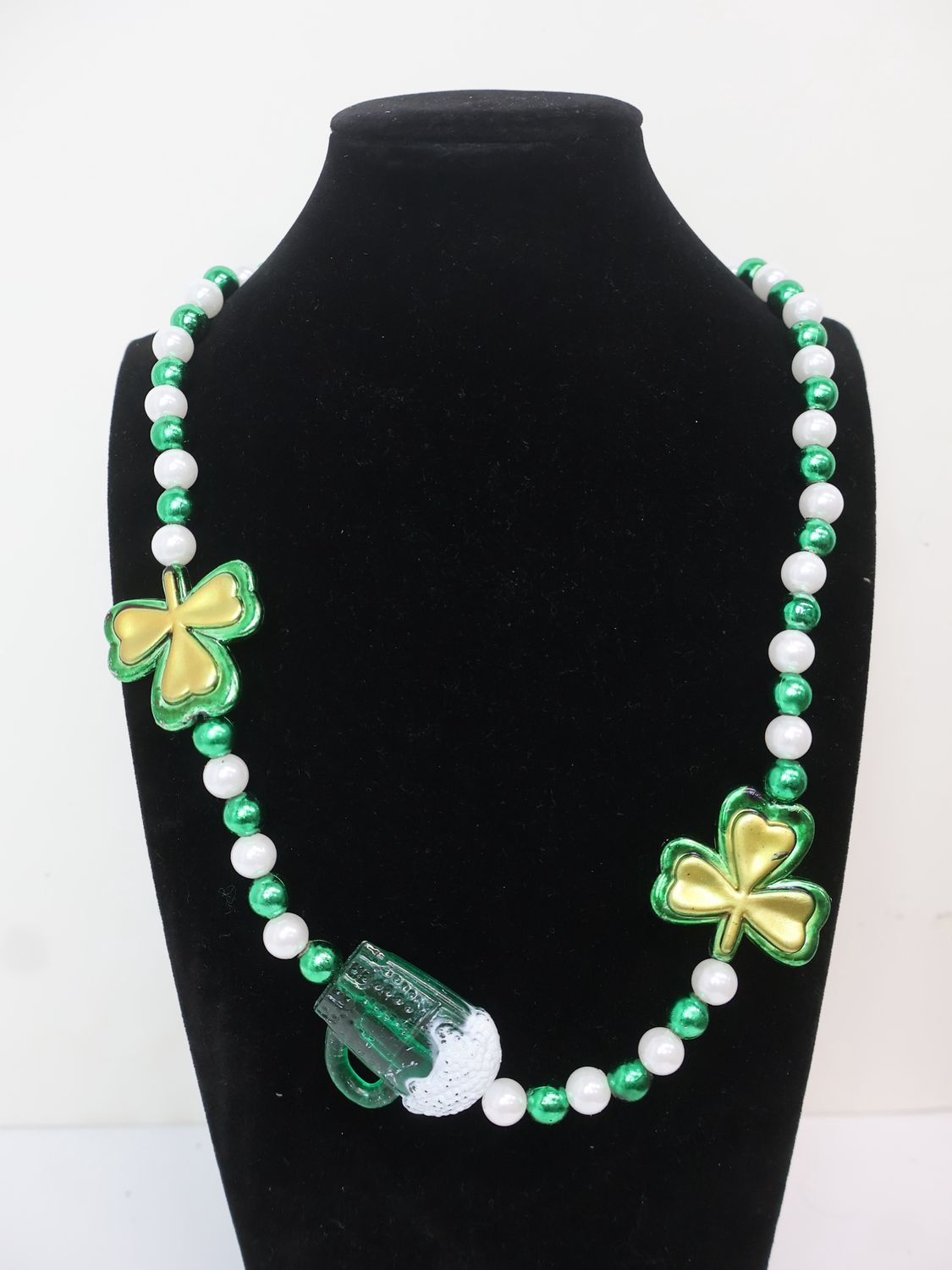 SHAMROCK BEER MUG BEAD