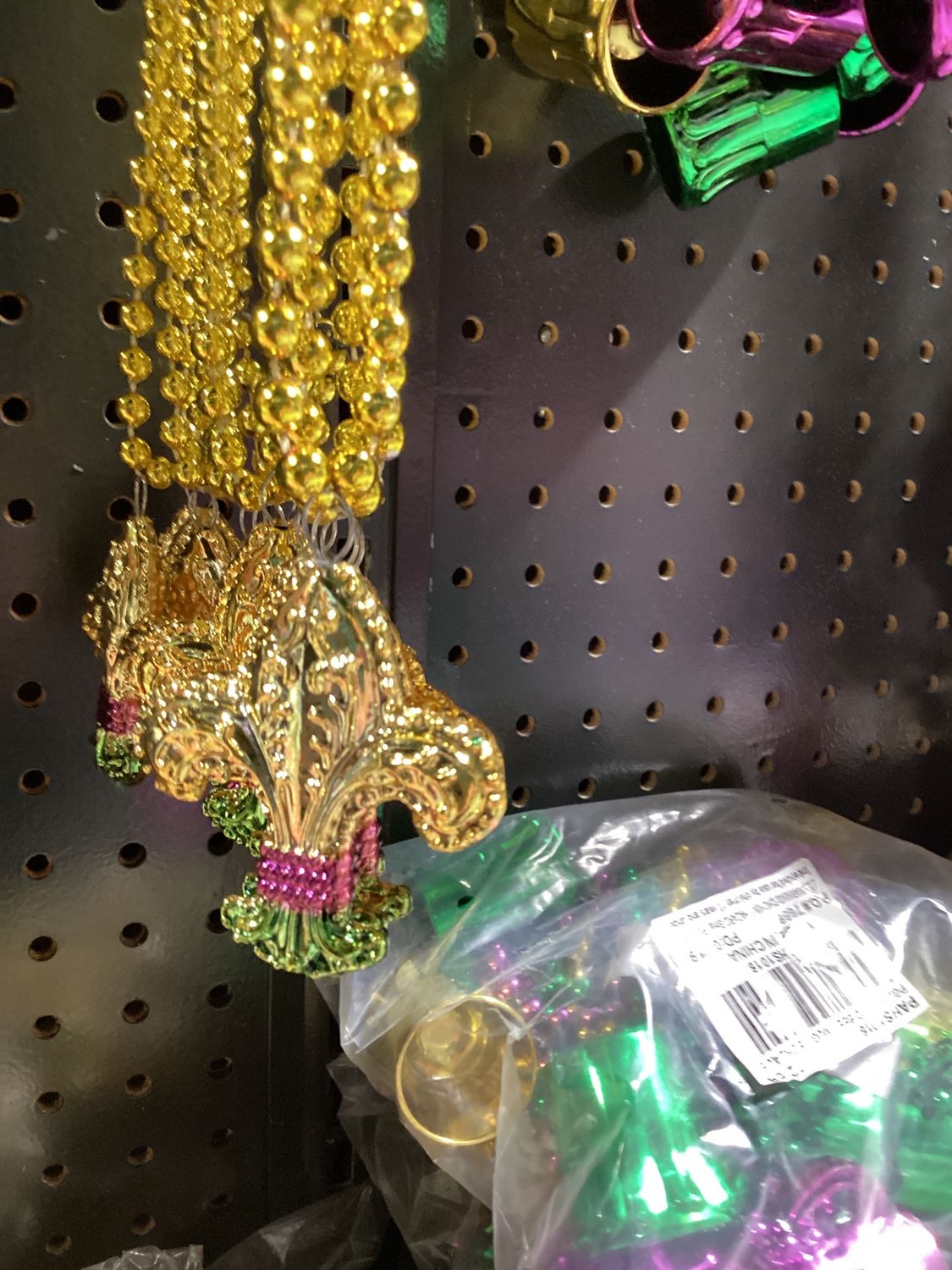 33" Fleur de Lis Mardi Gras Beads (Dozen)
