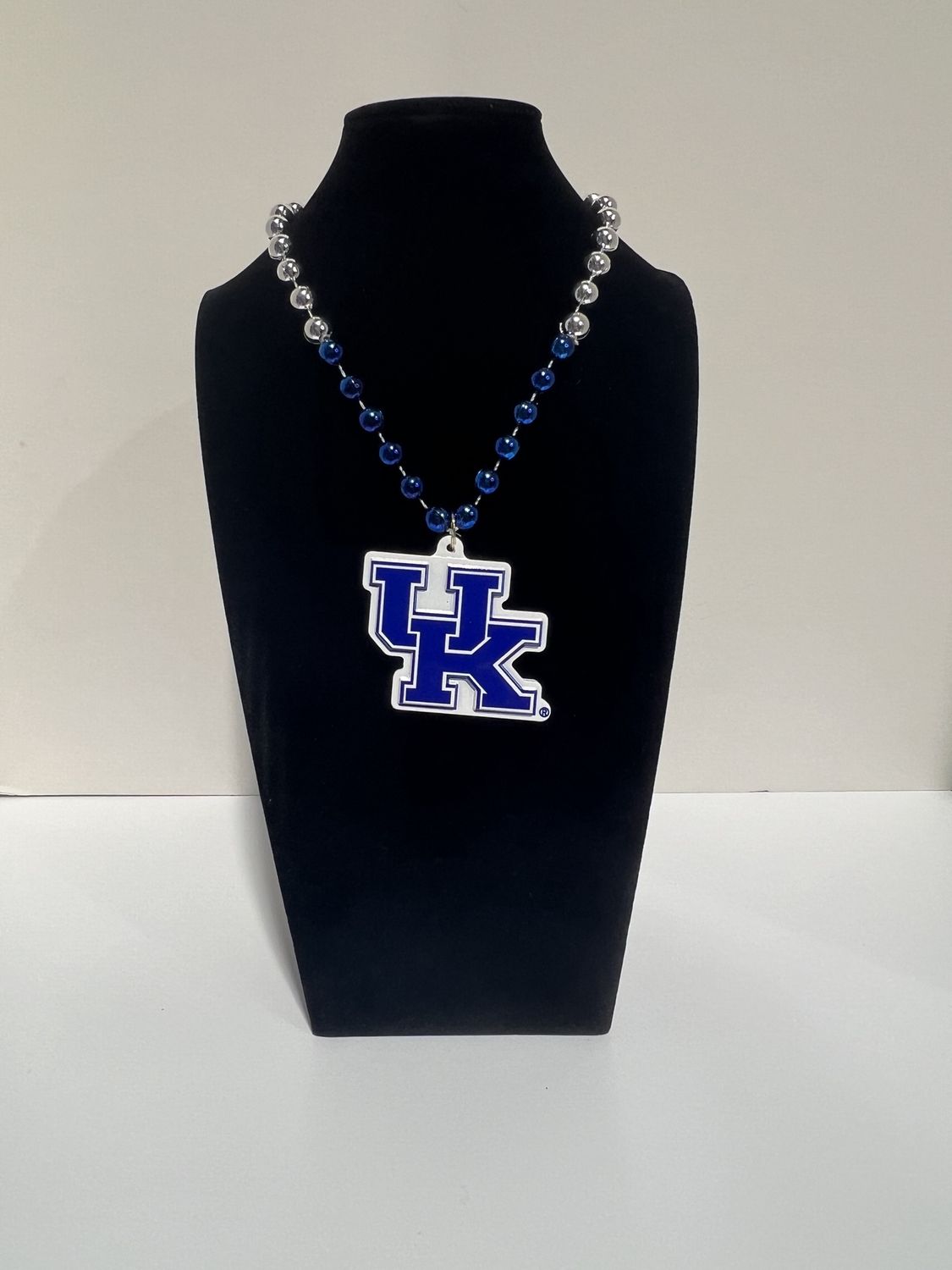 36" Collegiate Kentucky University Licensed Bead (Each)