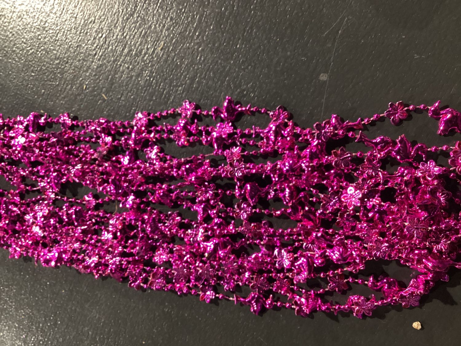 36" Flamingo Flower Bead Necklace - Metallic Hot Pink single