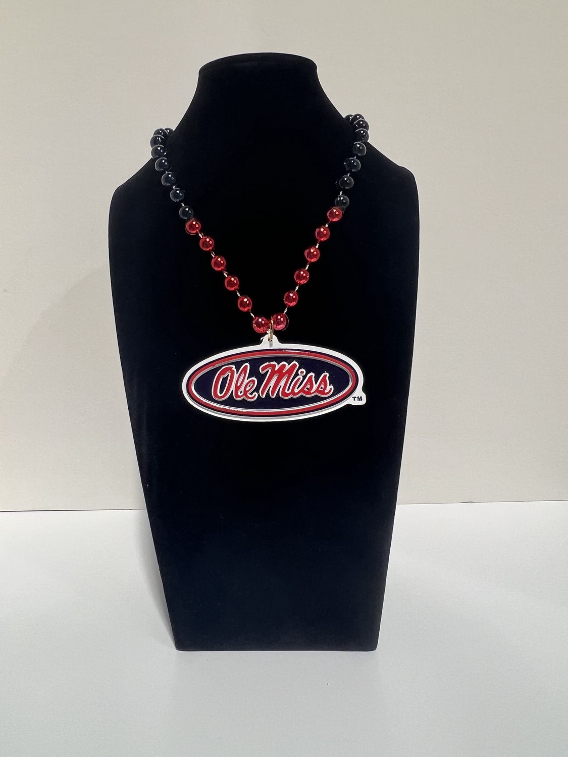 36" Collegiate Ole Miss University Licensed Bead (Each)