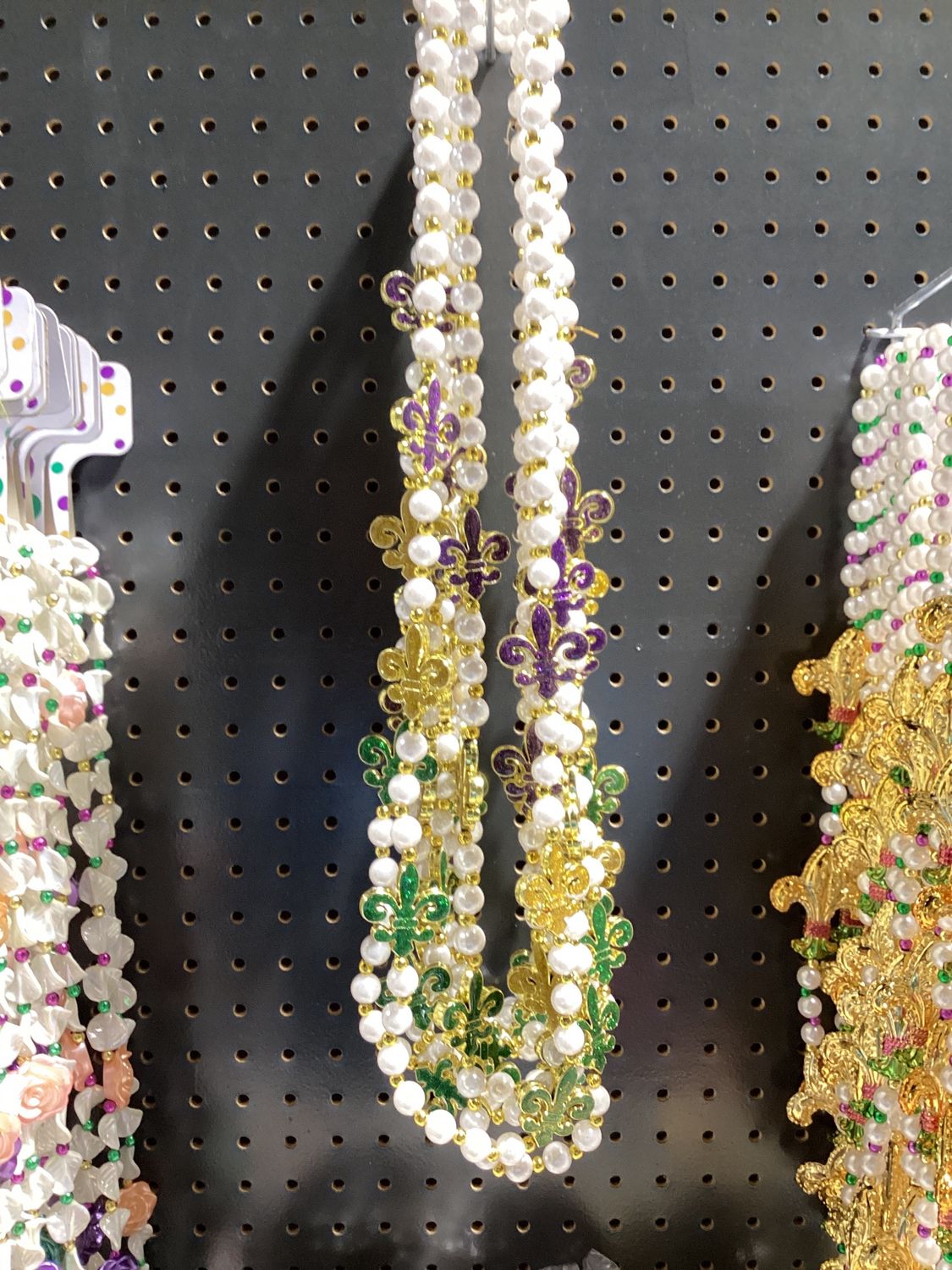 40" Purple, Green and Gold Glitter Fleur de Lis Pearl Necklace (Dozen)