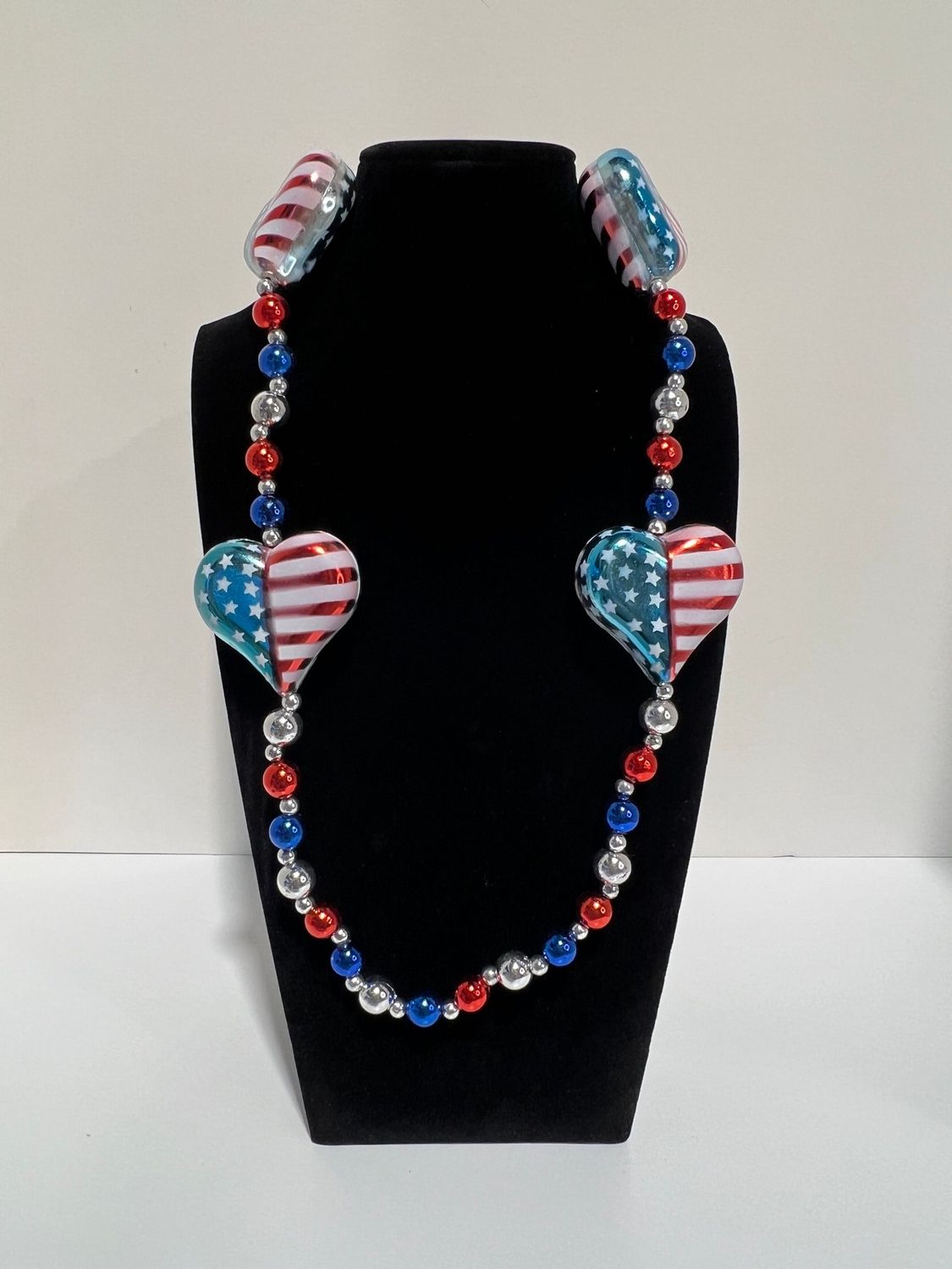 40" U.S. Flag Heart Necklace single