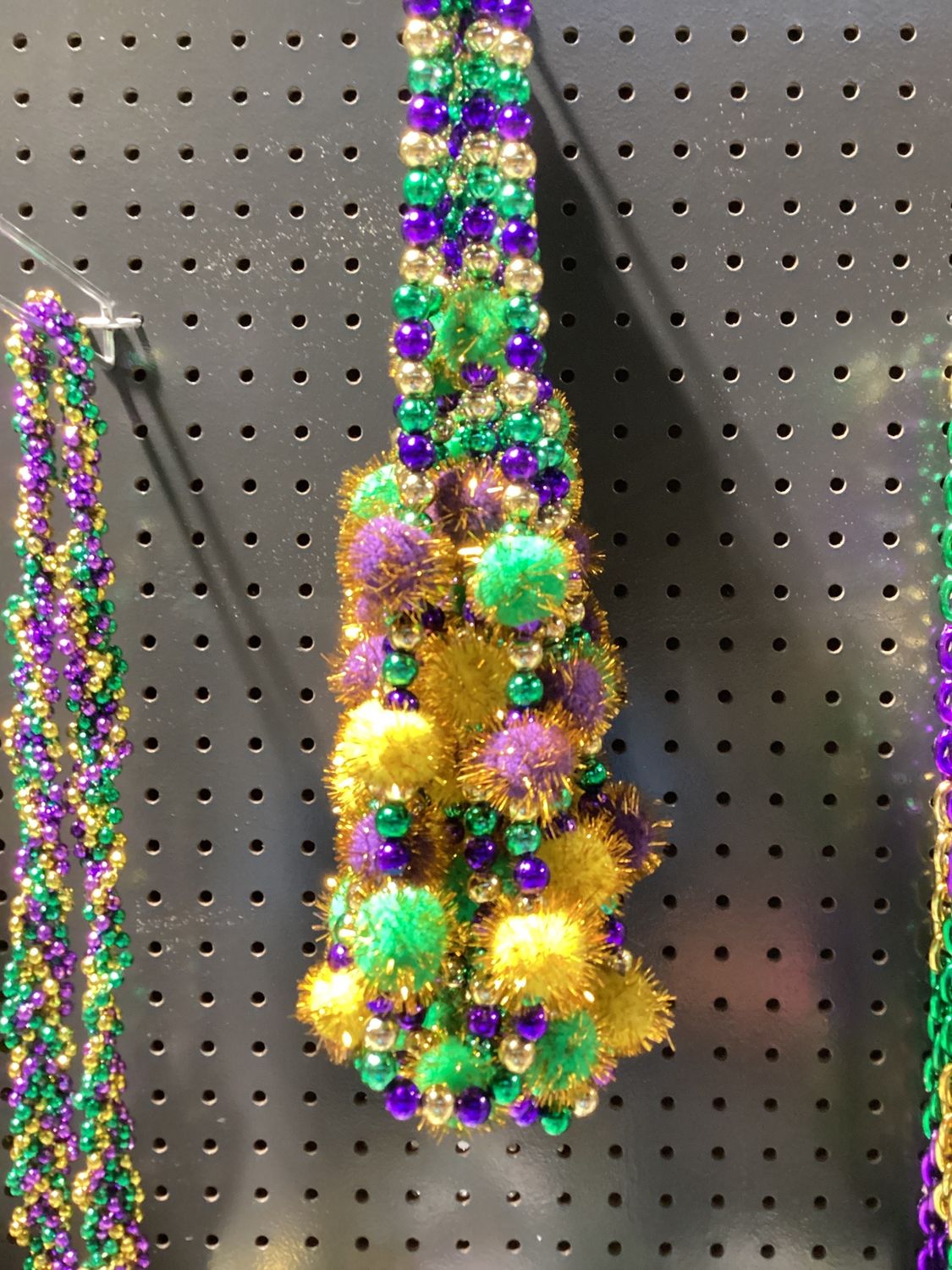 42" 40MM Purple, Green and Gold Tinsel Ball Necklace (Dozen)