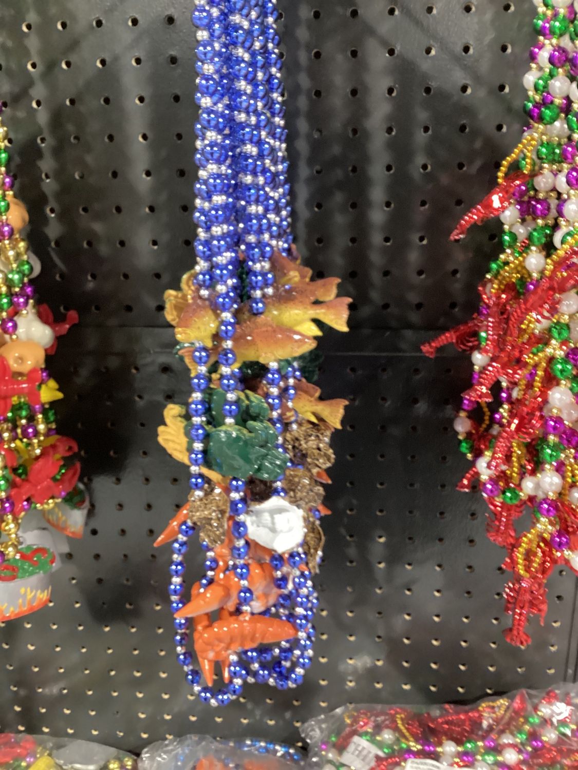 42&quot; Crab, Fish, Shrimp and Clam Necklace (Dozen)