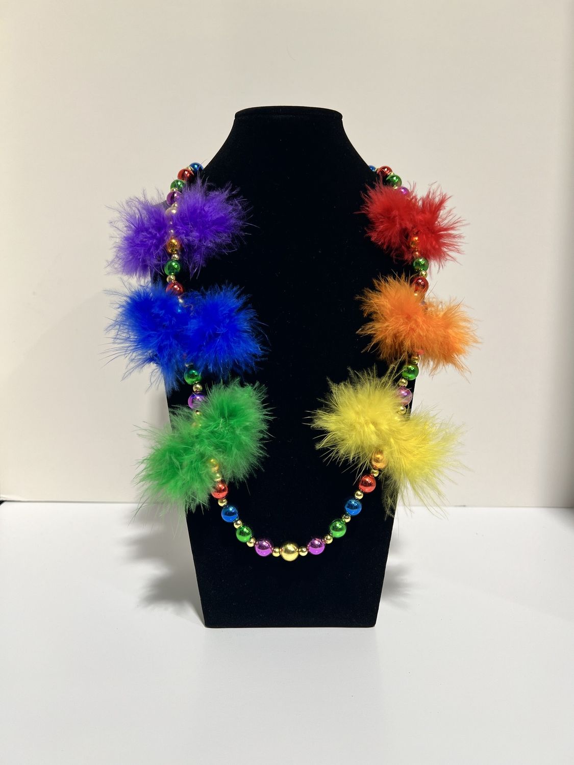 48" 12mm Multicolor Metallic Necklace with Multicolor Feather Inserts (Dozen)