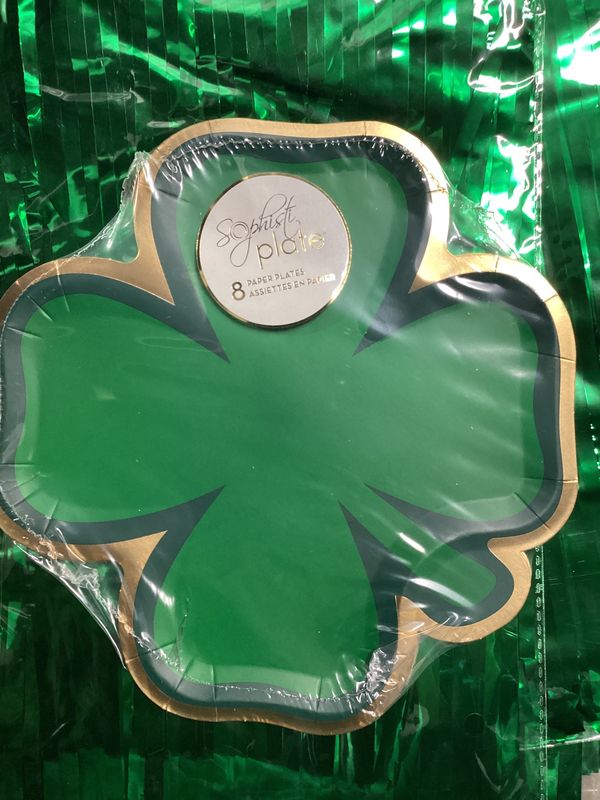 8" Shamrock Plate (Pack of 8)