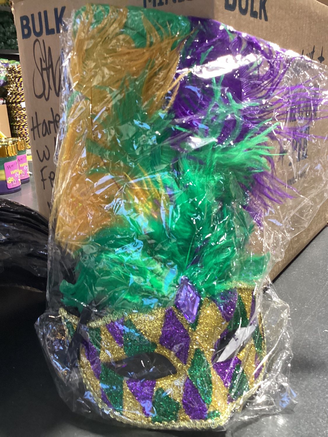 8" x 12" Harlequin Mask with Feathers (Each)