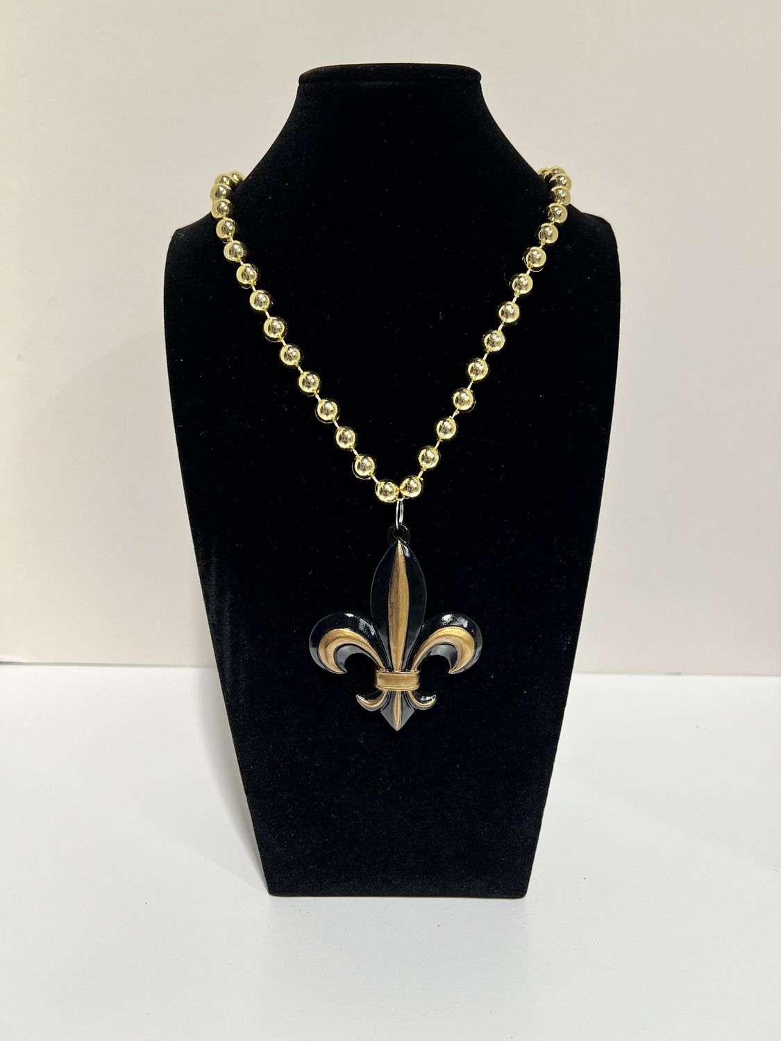 Black and Gold Fleur de Lis on Gold Necklace (Dozen)