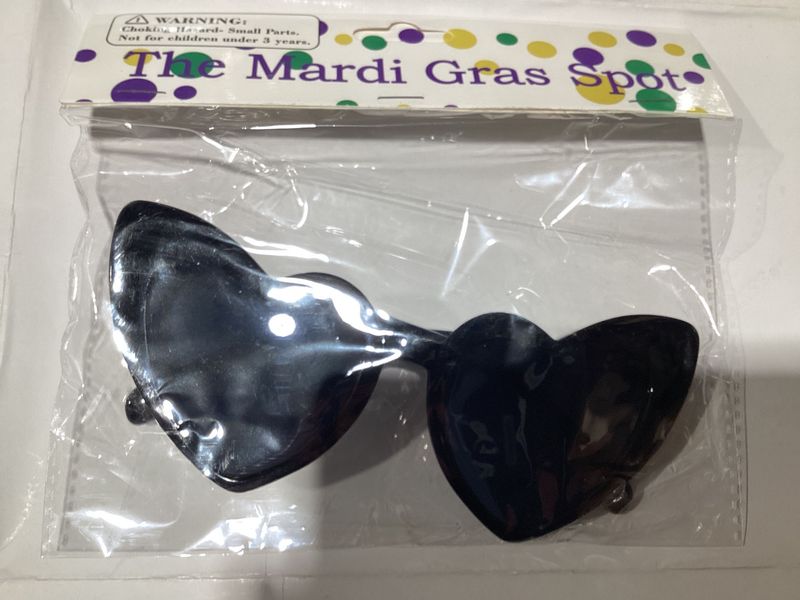 Black Heart Cat-Eye Sunglasses (Each)