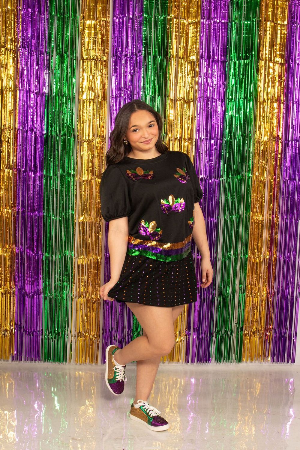 Black Mardi Gras Sequin Mask Puff Sleeve Top - Medium (Each)