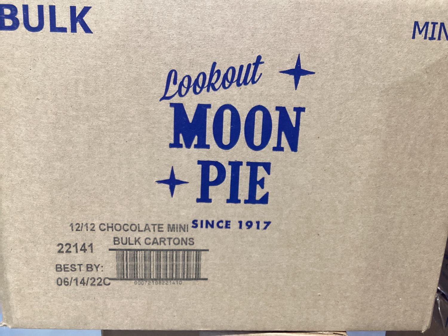 Chocolate - Moon Pie Case