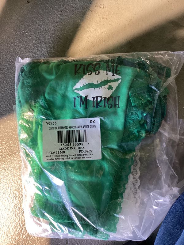Kiss Me I'm Irish Panties - Assorted Green &amp; White (Dozen)