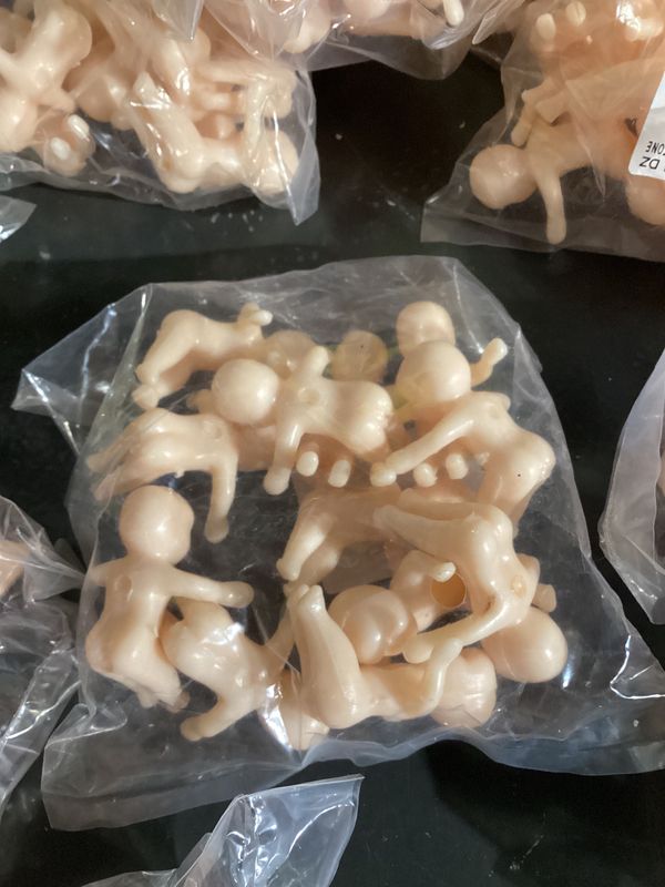 Large King Cake Baby 4cm - Peach (Dozen)