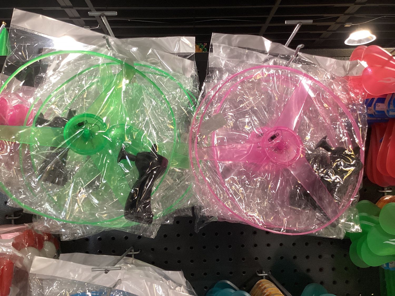 LED Flashing UFO Flyer (Each)