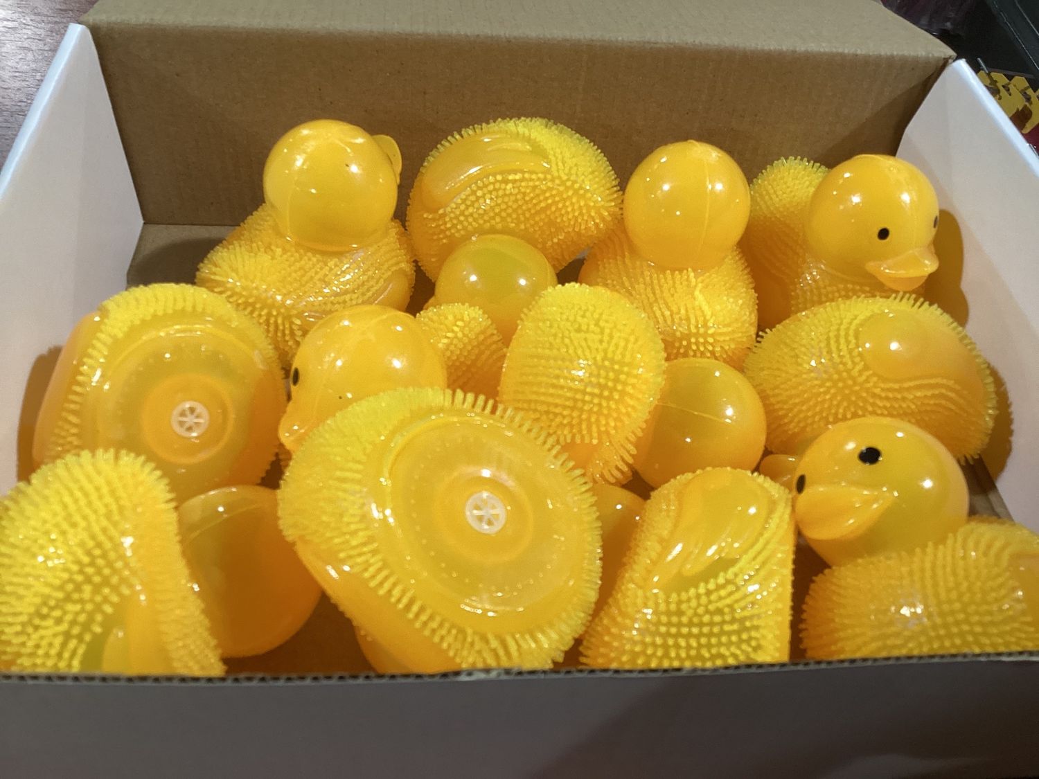 LED Ducks - Yellow (Dozen)
