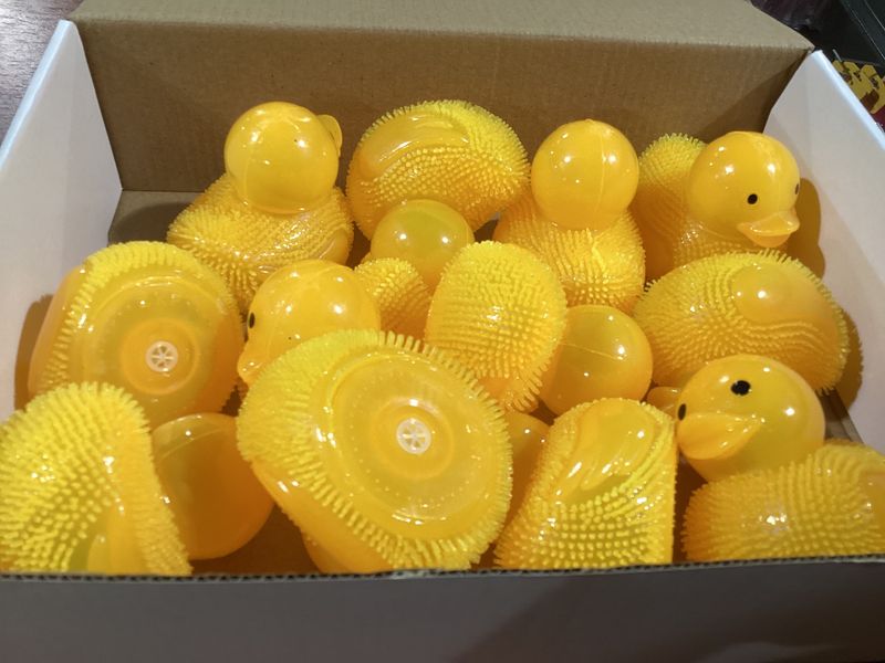 LED Ducks - Yellow (Dozen)