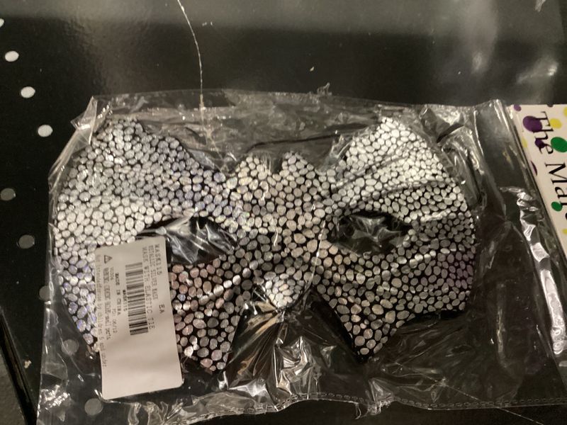 Metallic Silver Spotted Mask with Elastic Band (Each)