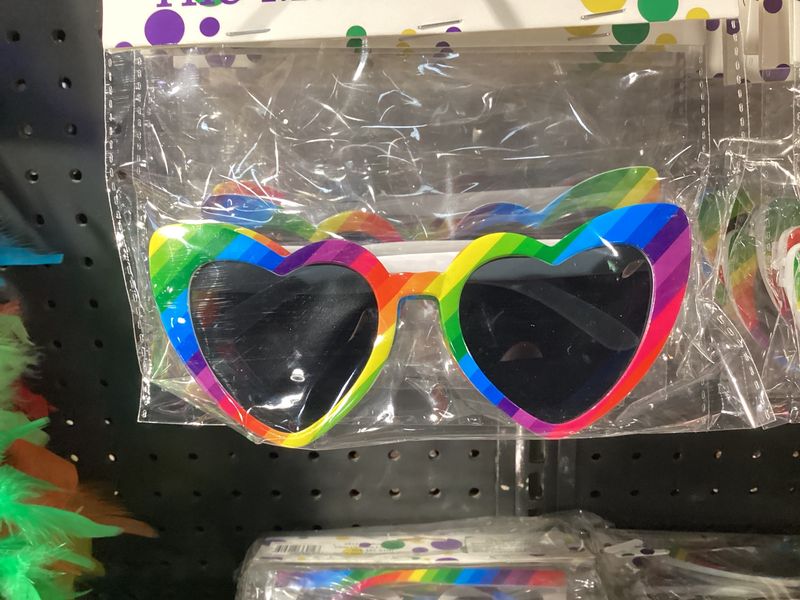 Rainbow Heart Sunglasses (Each)