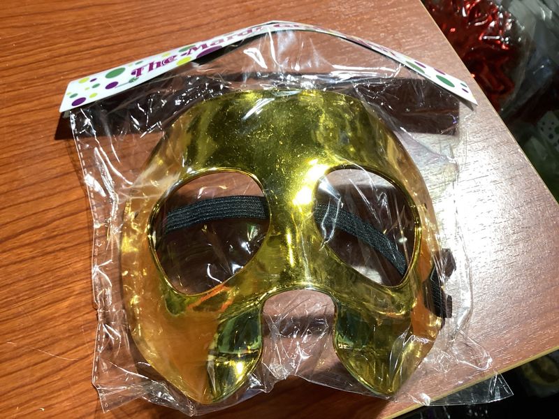 Shiny Gold Mask with Black Elastic (Each)