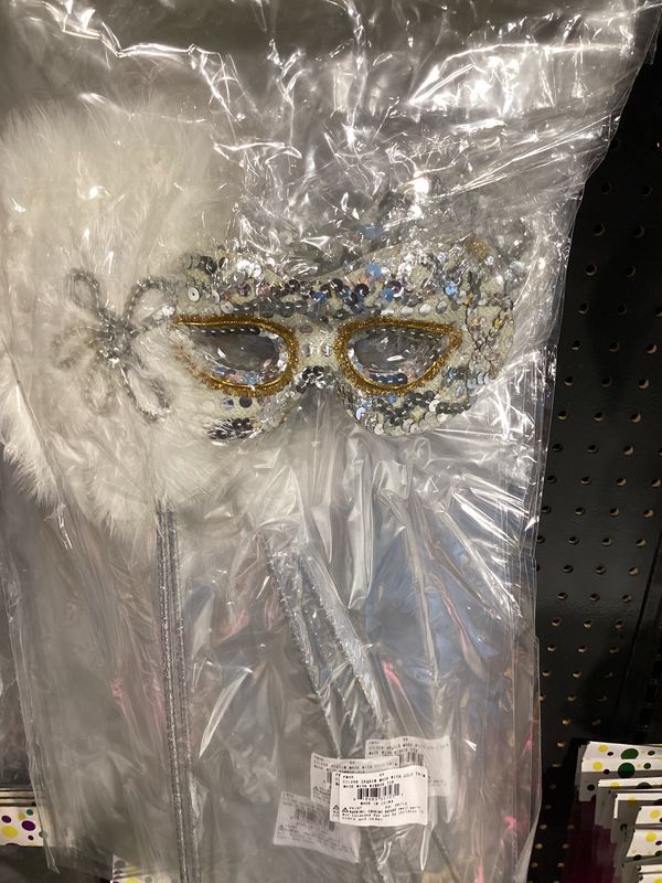 Silver Sequin Mask with Gold Trim, White Feathers &amp; Whte Iridescent Beaded Applique on A Stick(Each)