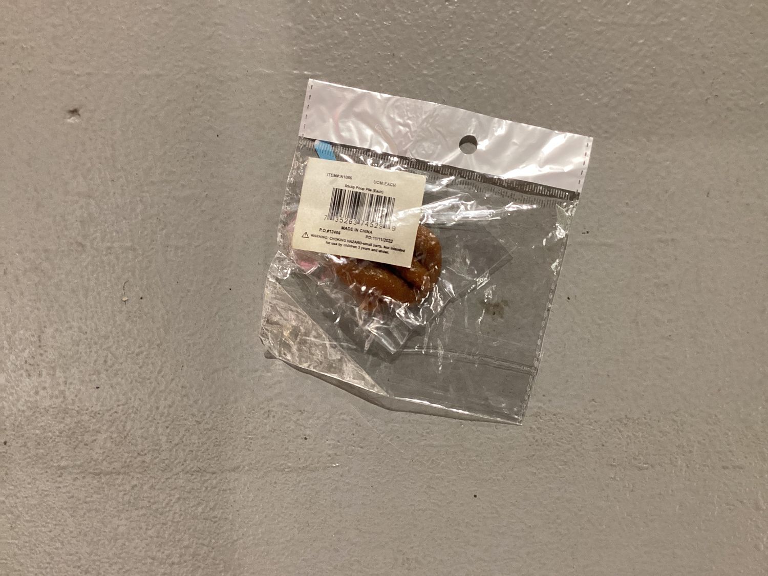 Sticky Poop Pile (Each)