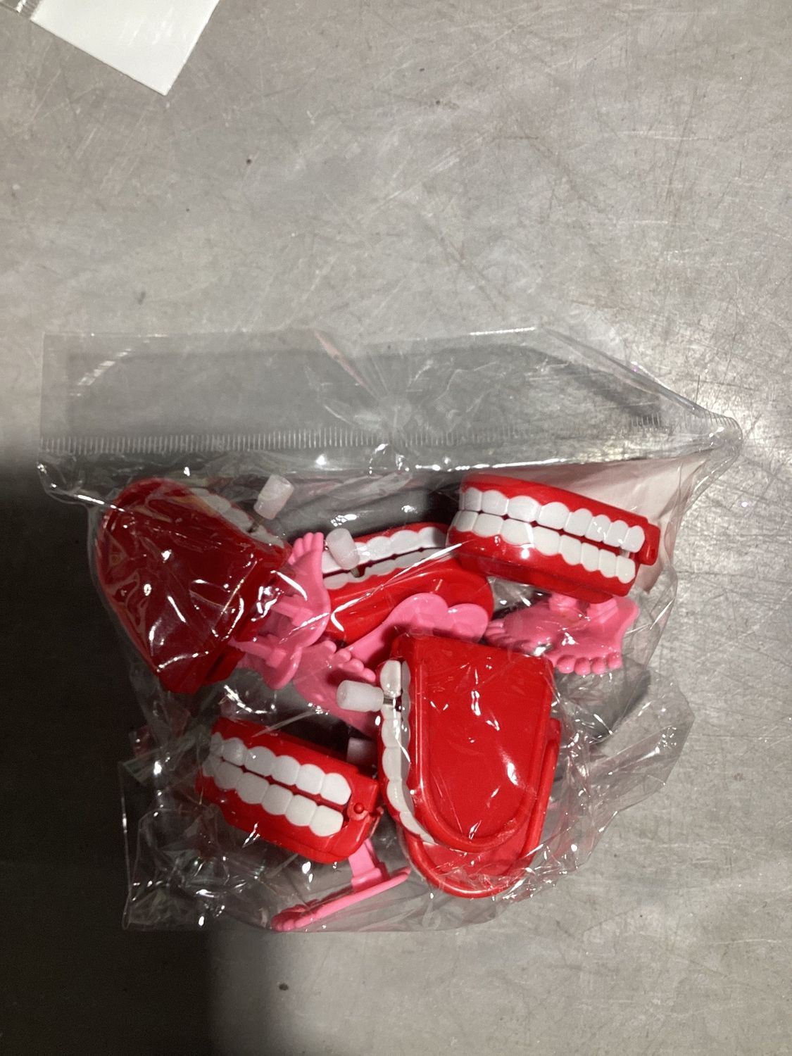 Wind-up Walking Babbling Teeth (Pack of 6)