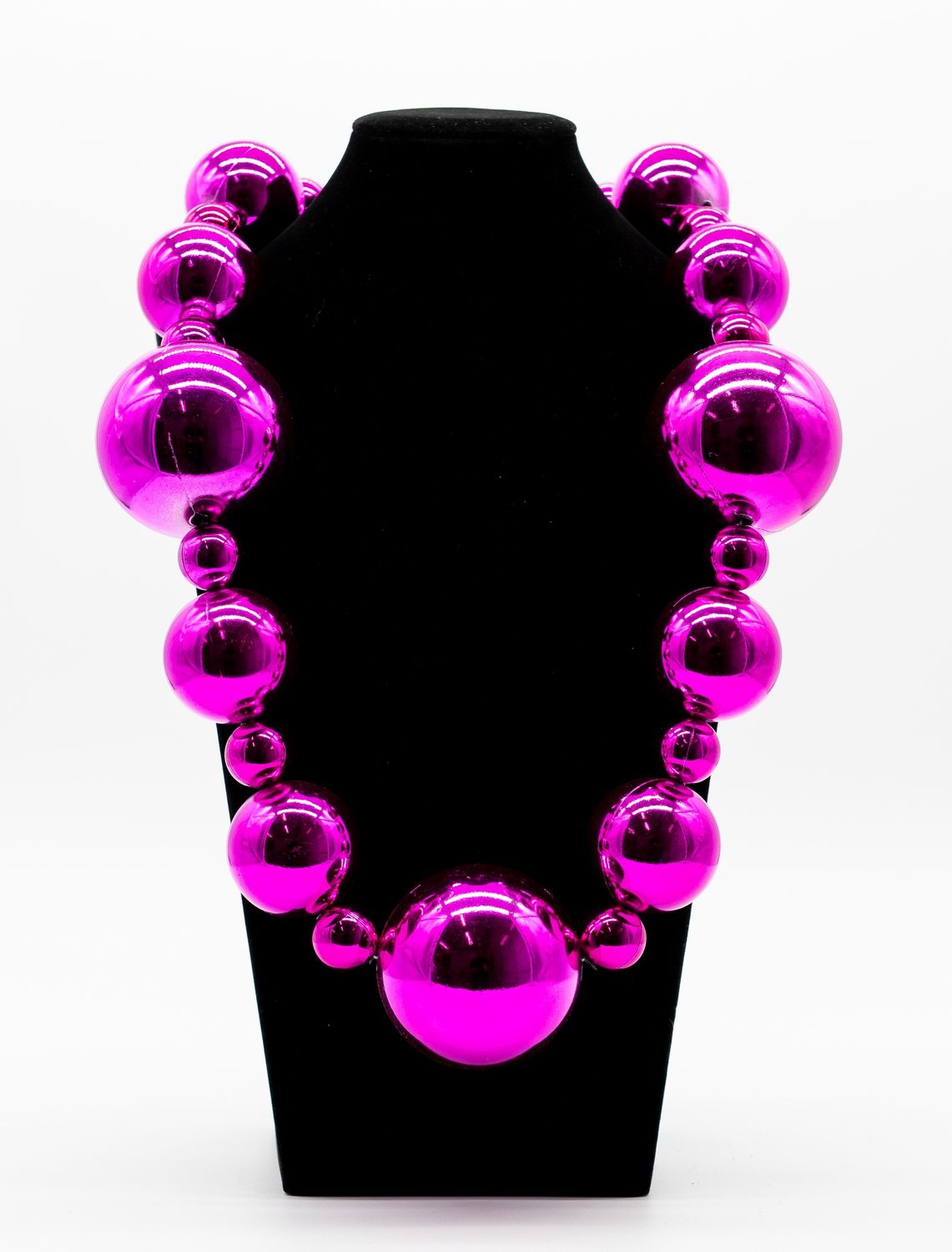44" 20/40/60mm Metallic Hot Pink with Silver Round Necklace single