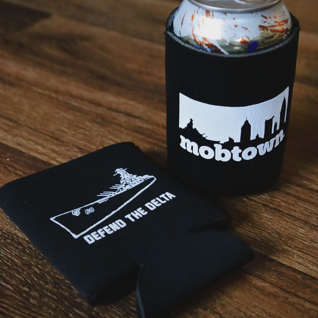 Mobtown Skyline SLIM Koozie- Black/White