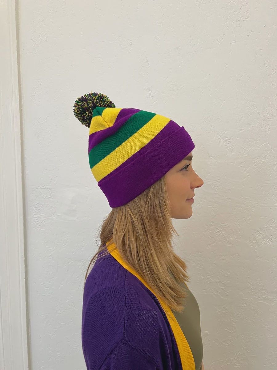 BEANIE W/POM