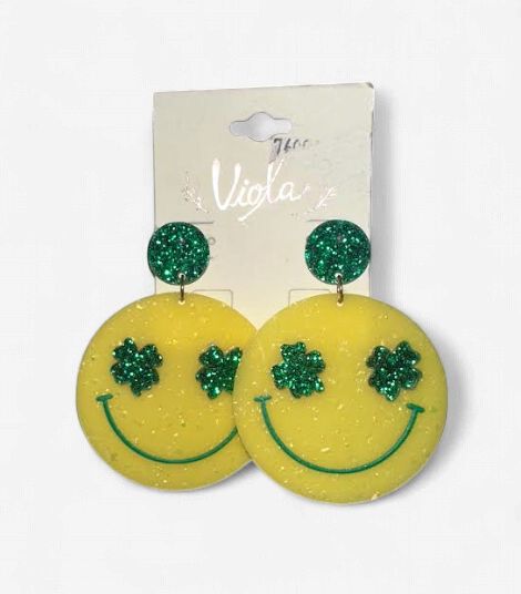 Smiling Face w/ 4 Leaf Clover Earring